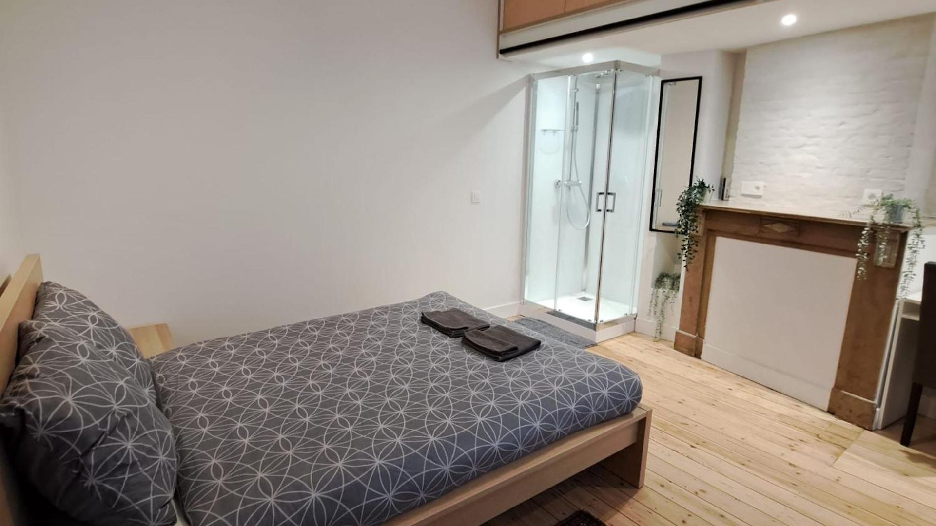 Comfortable With Terrace European Parliament Guest house 3*