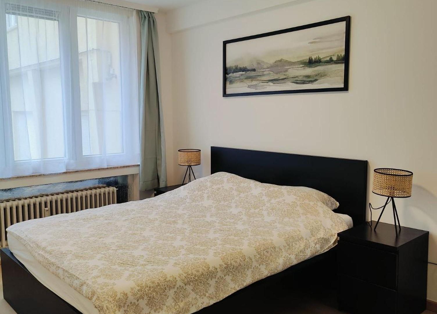 Bright & Cozy In Apartment *