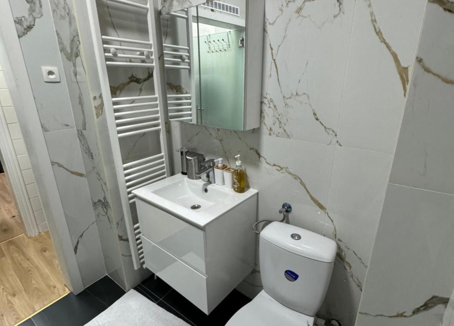 2 Luxueuse A Jette Apartment Brussels