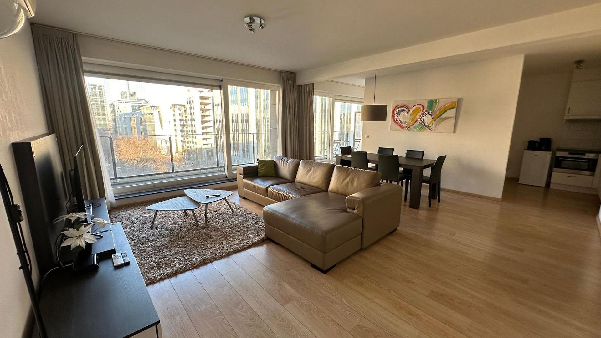 2 Bedroom In Center With Balcony Brussel