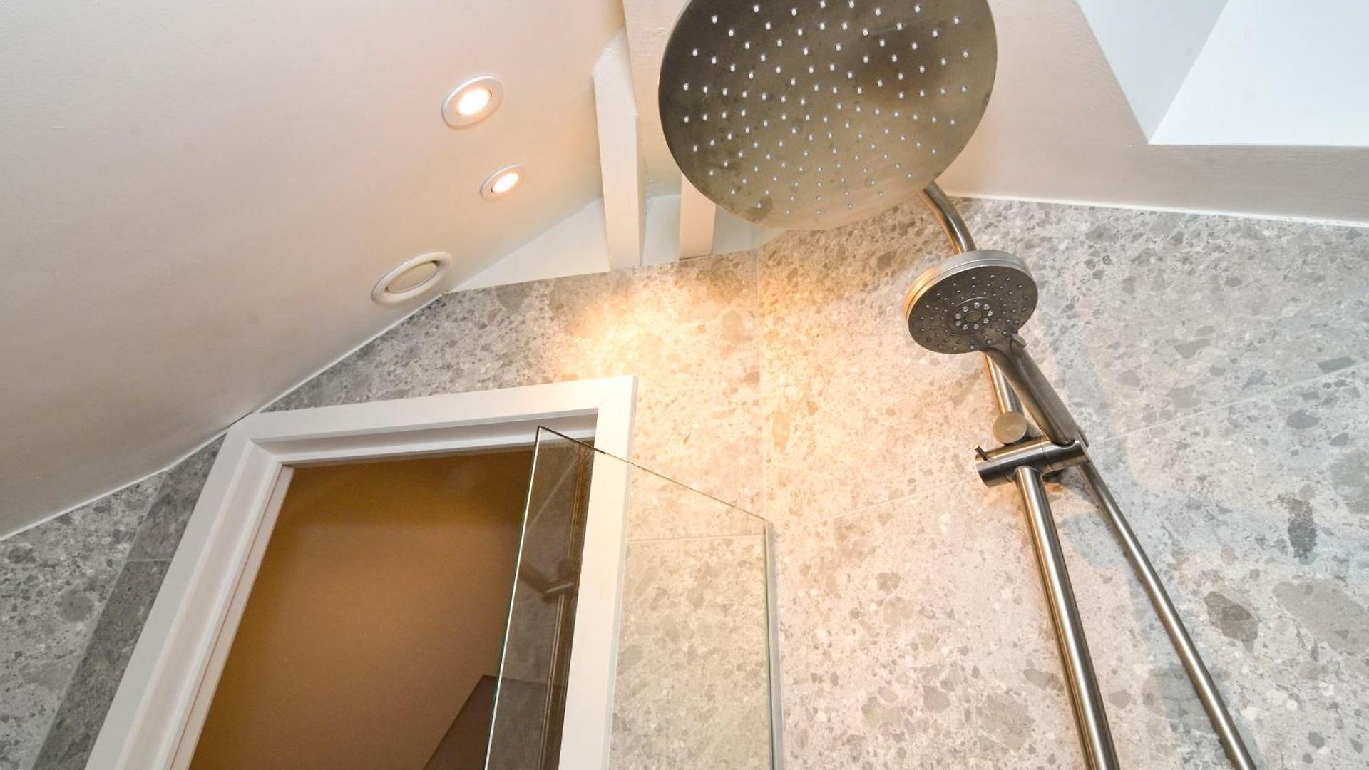 Family Duplex Getaway - Perfectly Positioned For Adventures Brussels