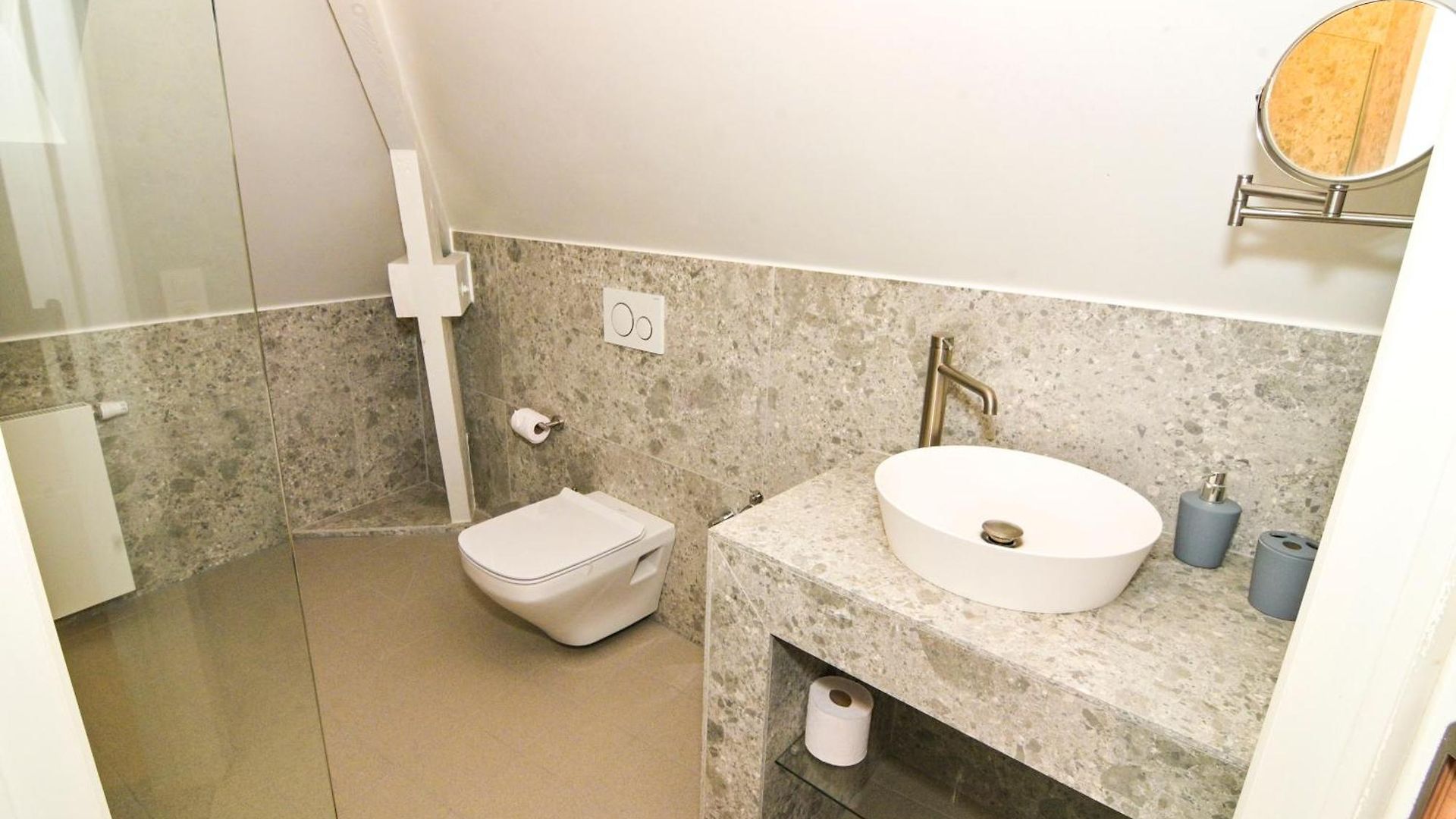 Family Duplex Getaway - Perfectly Positioned For Adventures Apartment