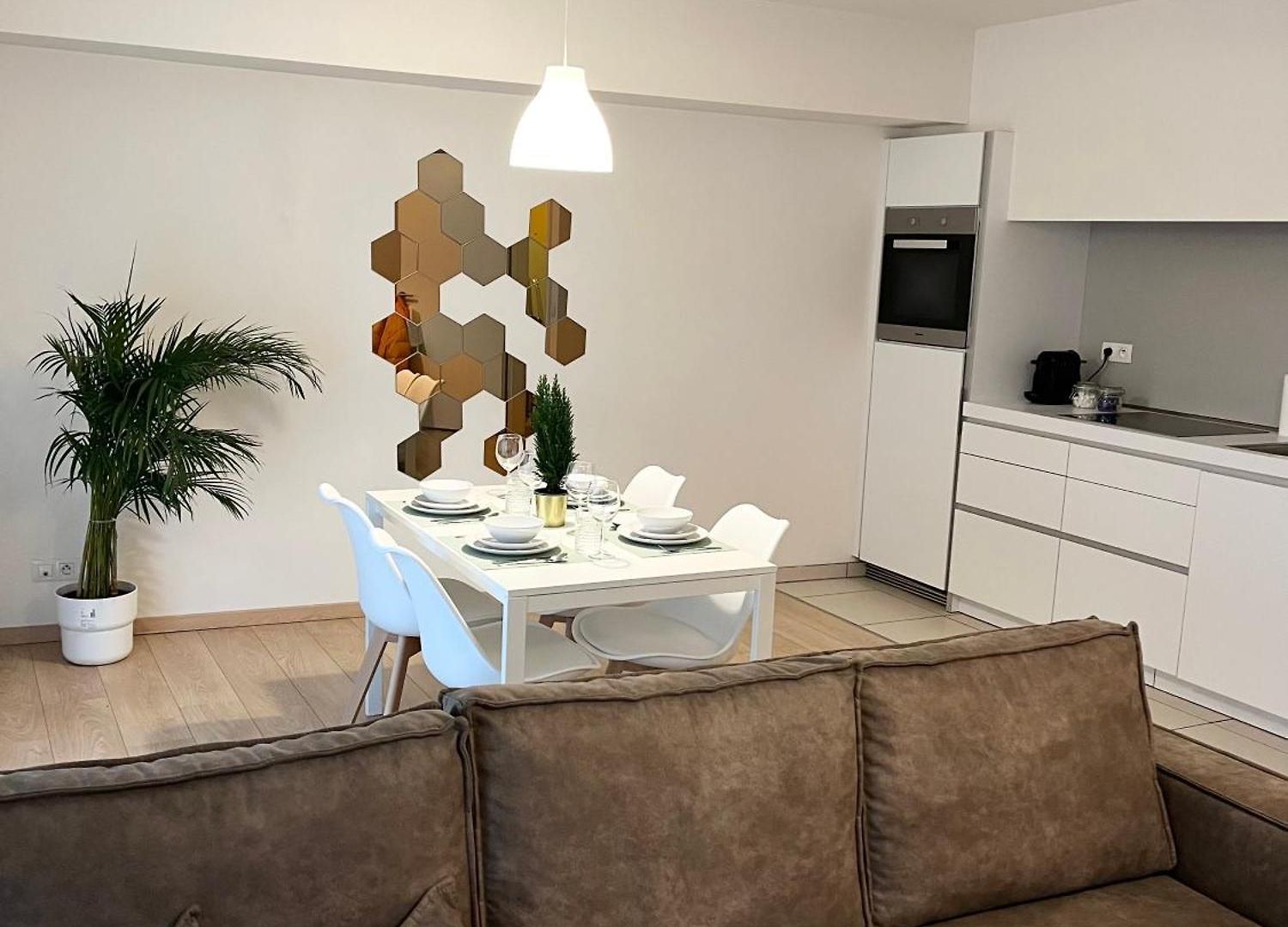 Elegant Flat - Center Of