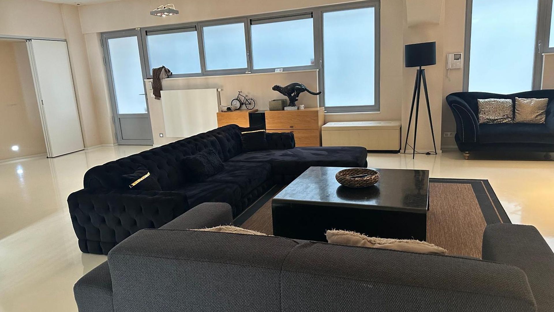 Beautiful Loft In The Center Of *