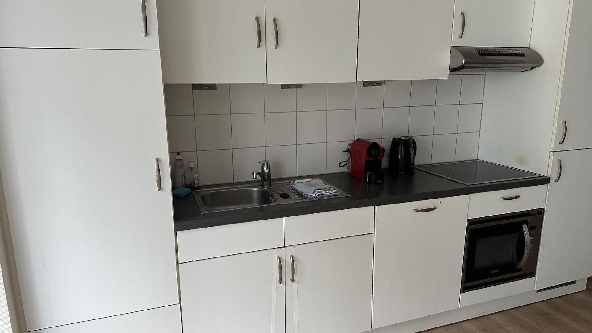 3 Bedroom In Center With Balcony View Brussels