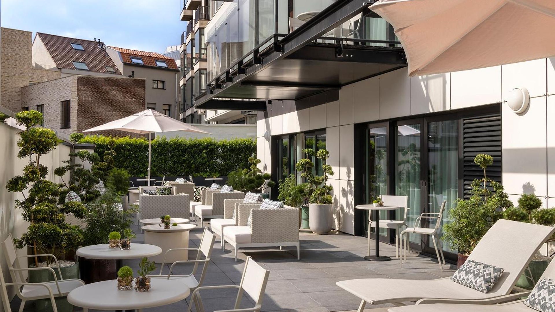 L-avenue Hotel 4*