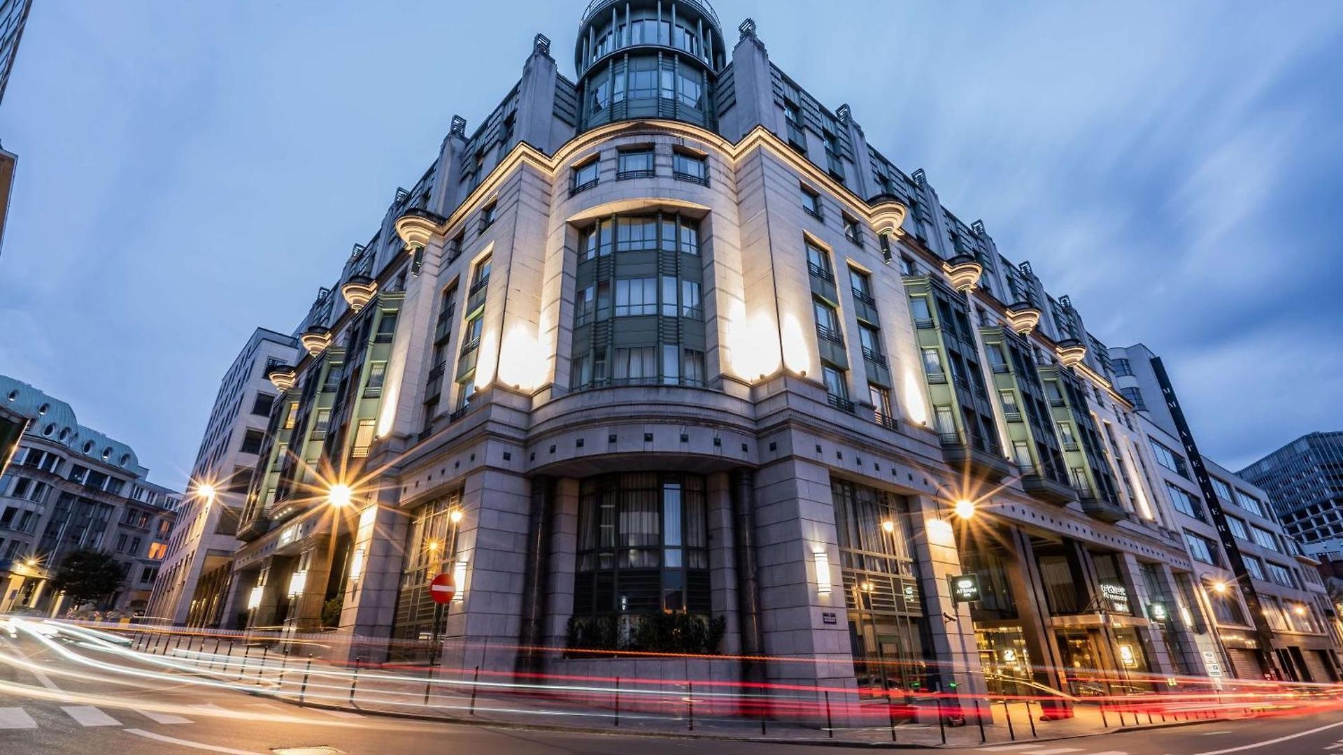 Radisson Collection Grand Place 5*