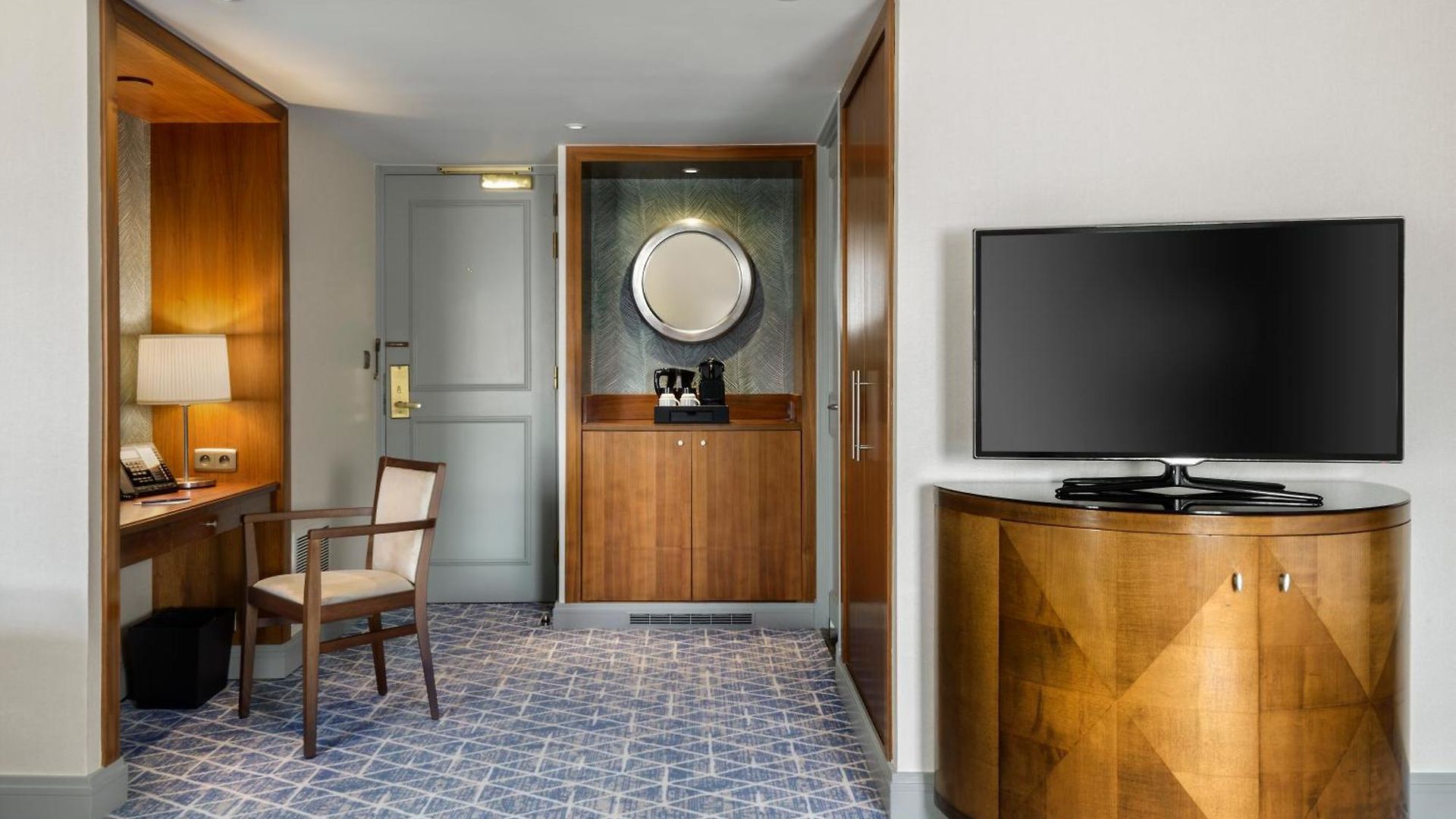 Warwick Grand-place Hotel