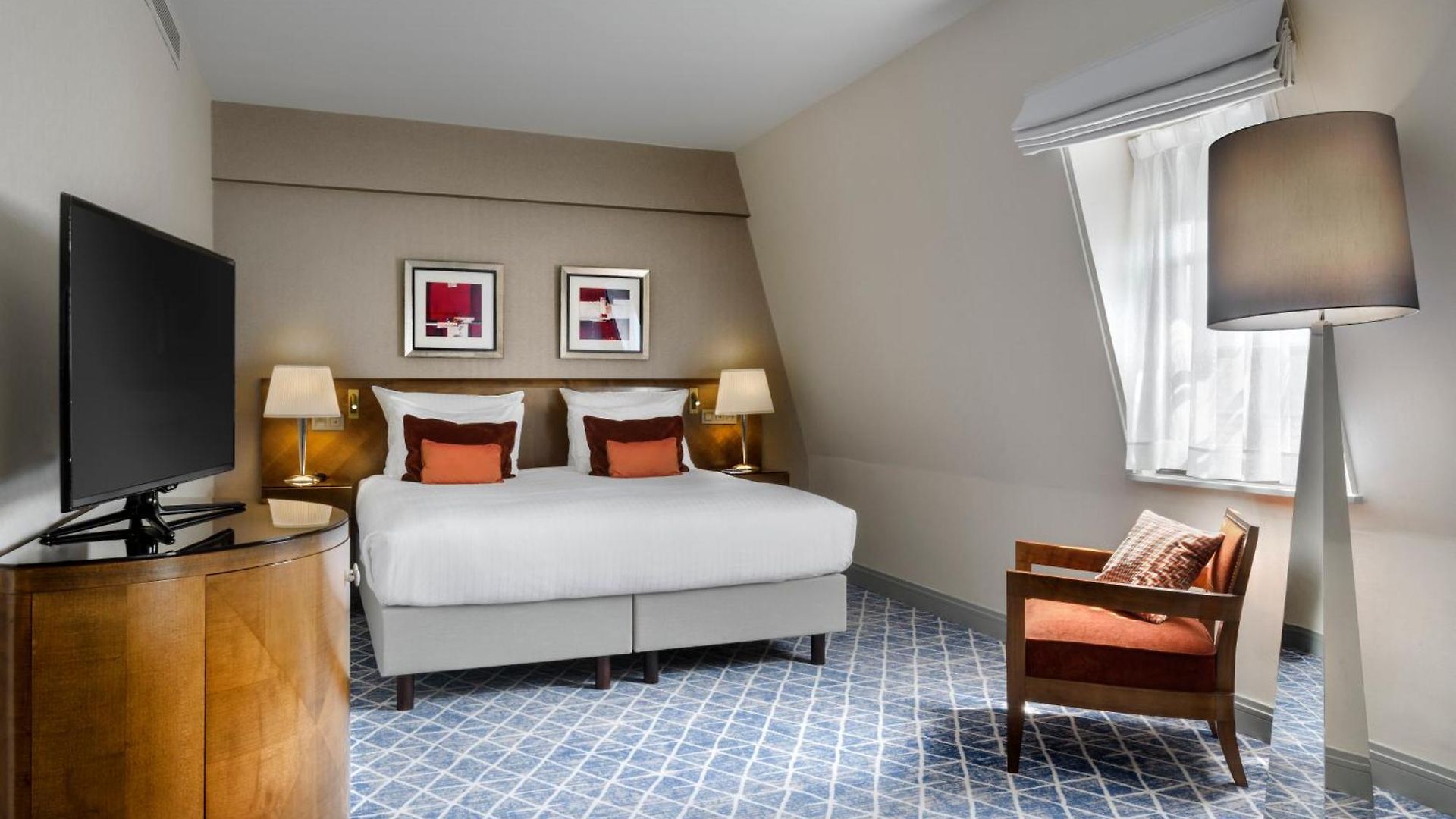 Warwick Grand-place 4*