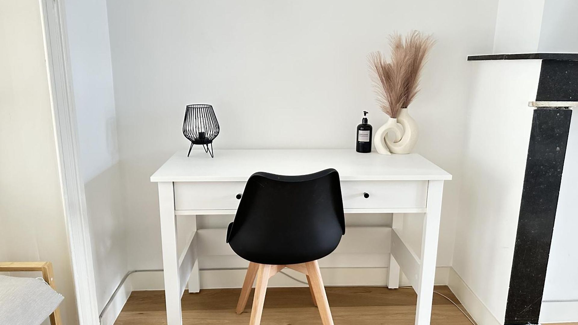 Trendy Flat In Apartment