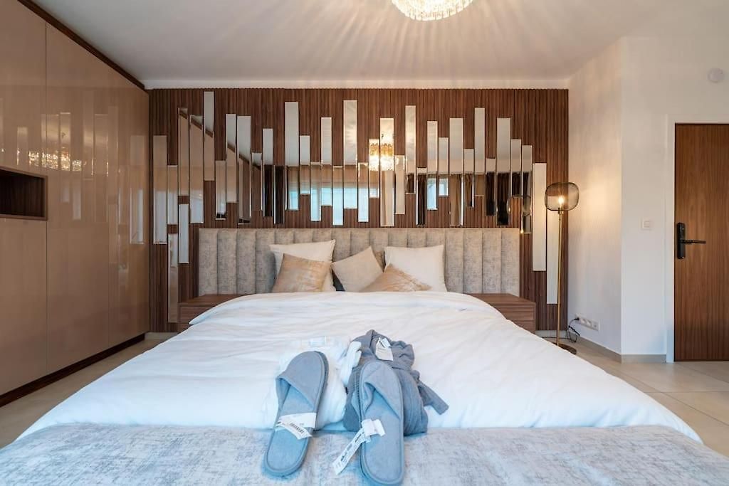 Luxueux 5 * Brussel