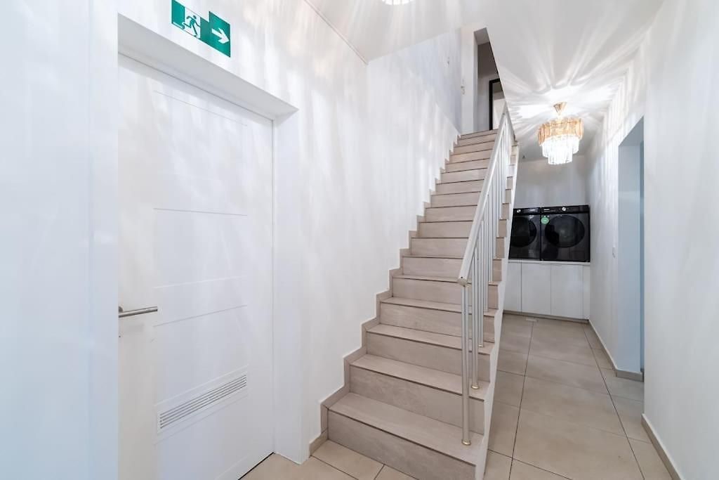 Luxueux 5 Appartement *