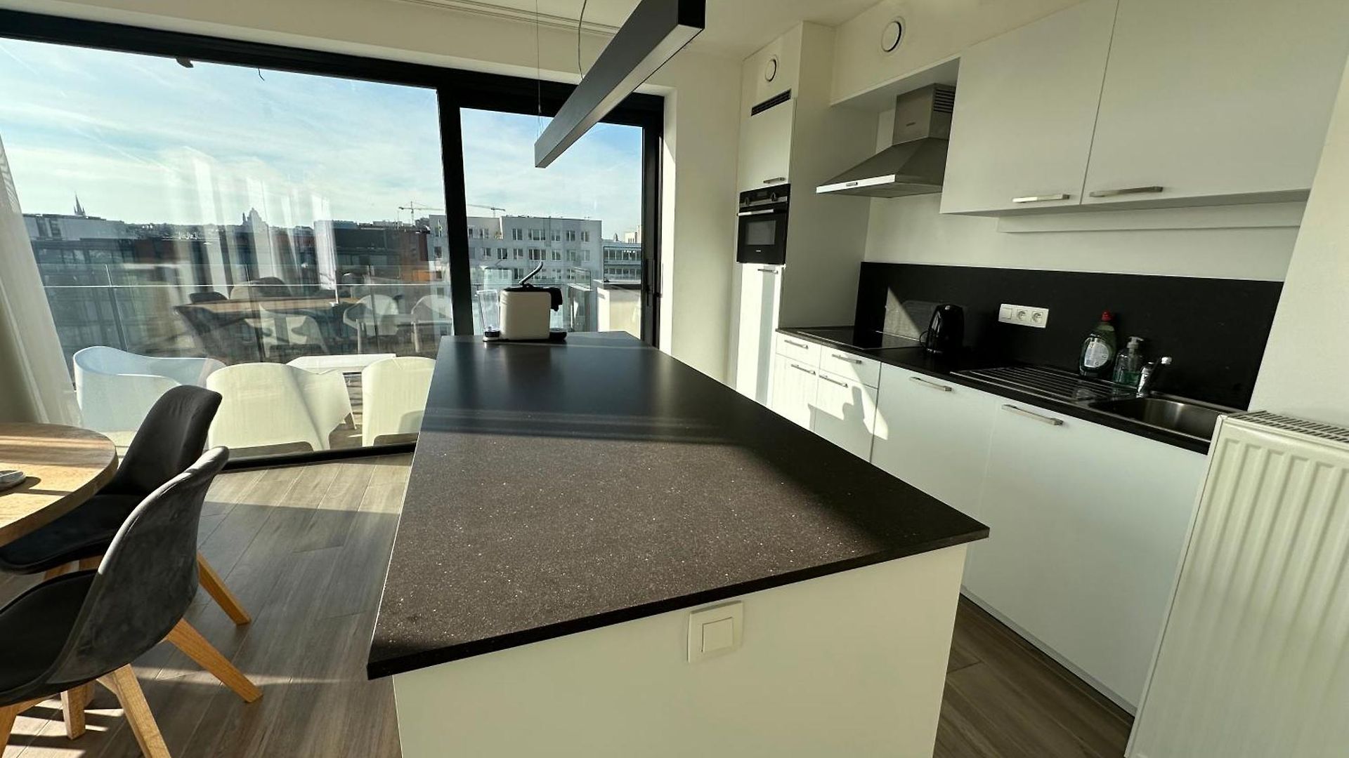 Penthouse In With Stunning View Apartment
