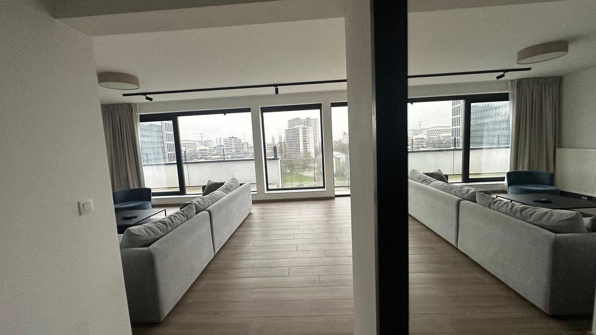 Penthouse In With Stunning View *