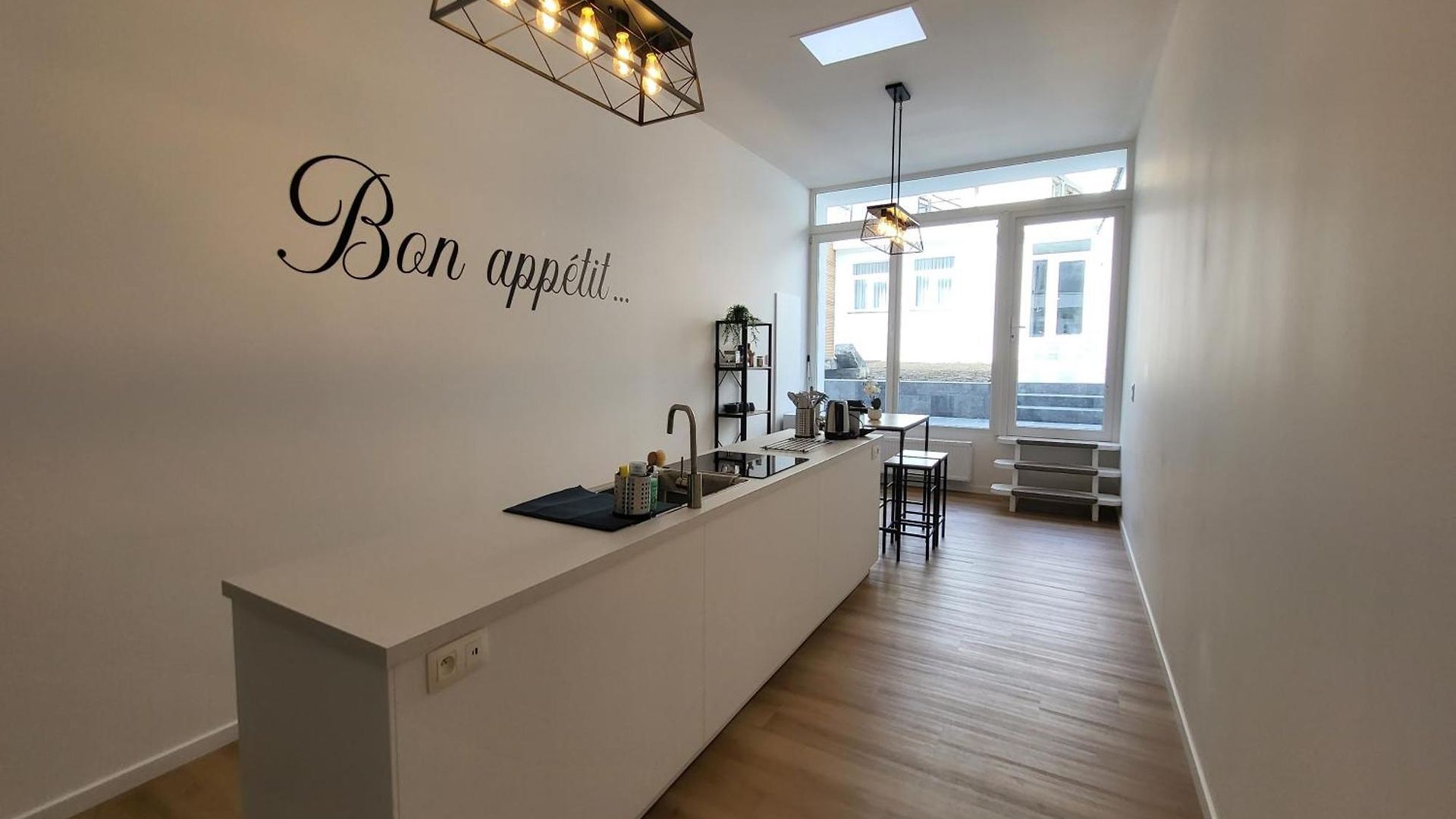 Private - European Quarter Homestay