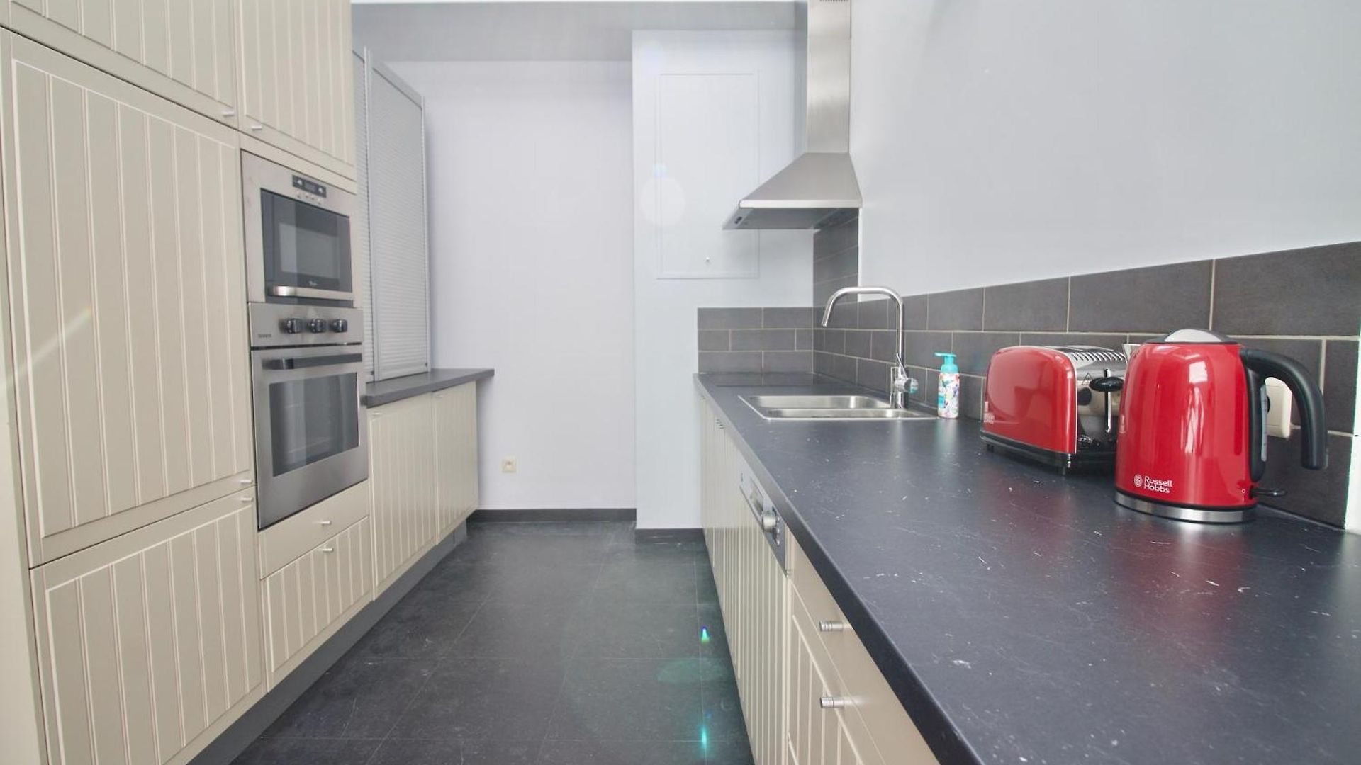 Heart Of Grand Place - Stunning 3br Triplex Appartement *