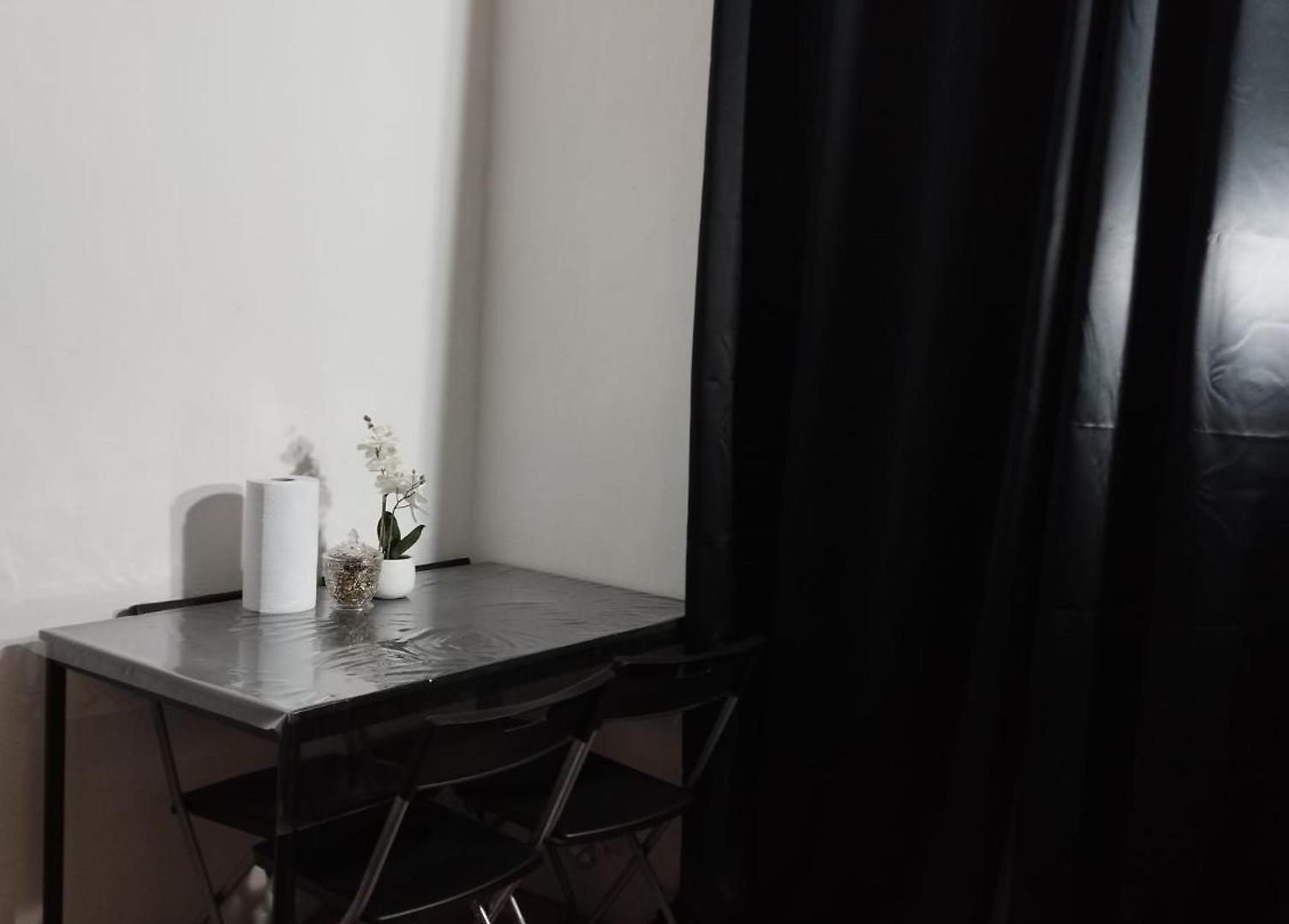 Apartment Rest In