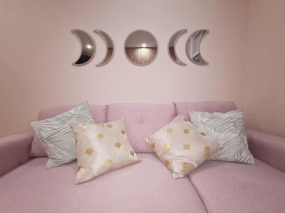 Magnolia Pink New And Fully Equipped Apartment *