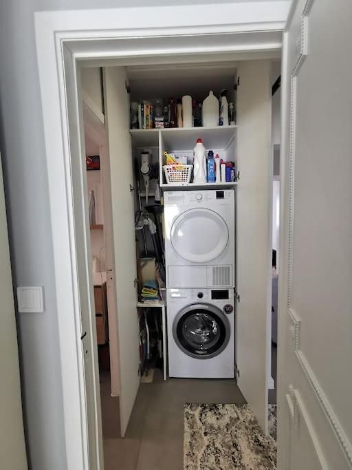 European Heart 2-bedroom Flat. Appartement Brussel