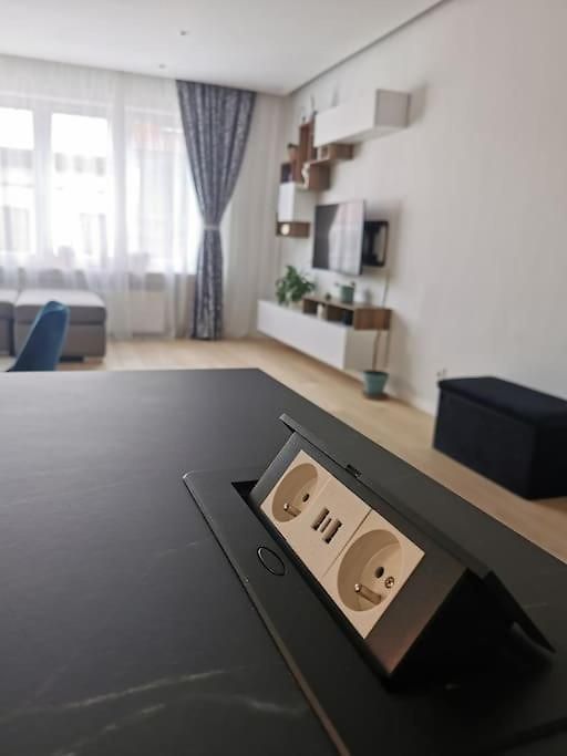 European Heart 2-bedroom Flat. Appartement *