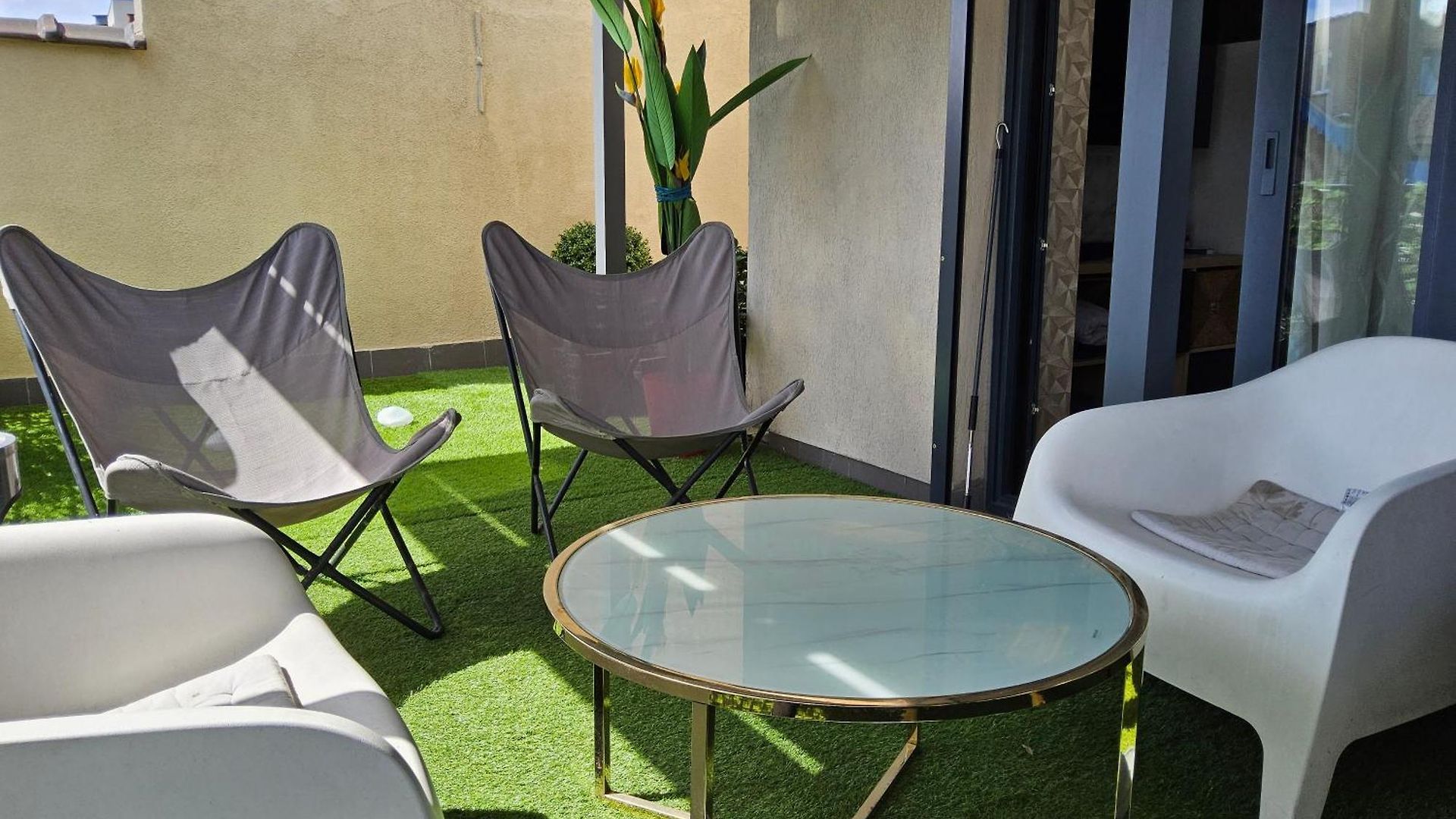 Deluxe Au 2eme Etage, Double Au 4eme Etage Not A