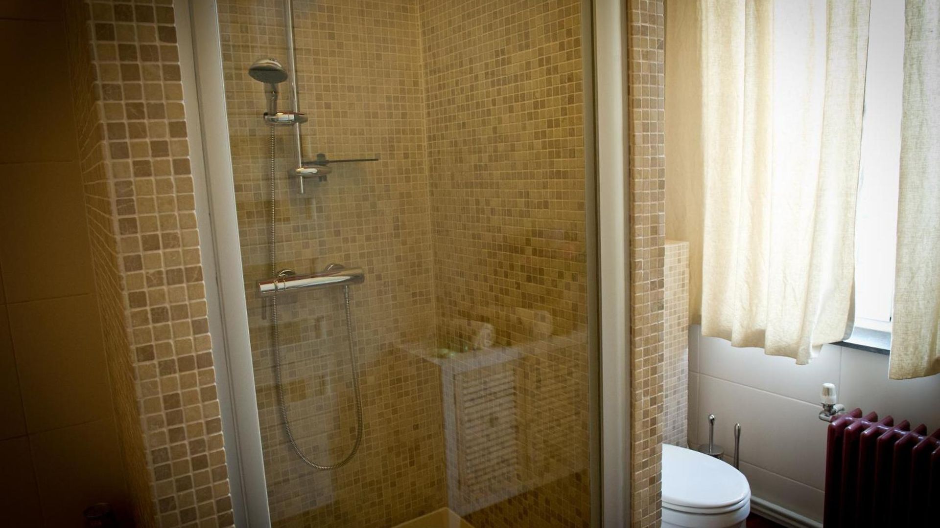 Le Seize Bed & Breakfast Brussels