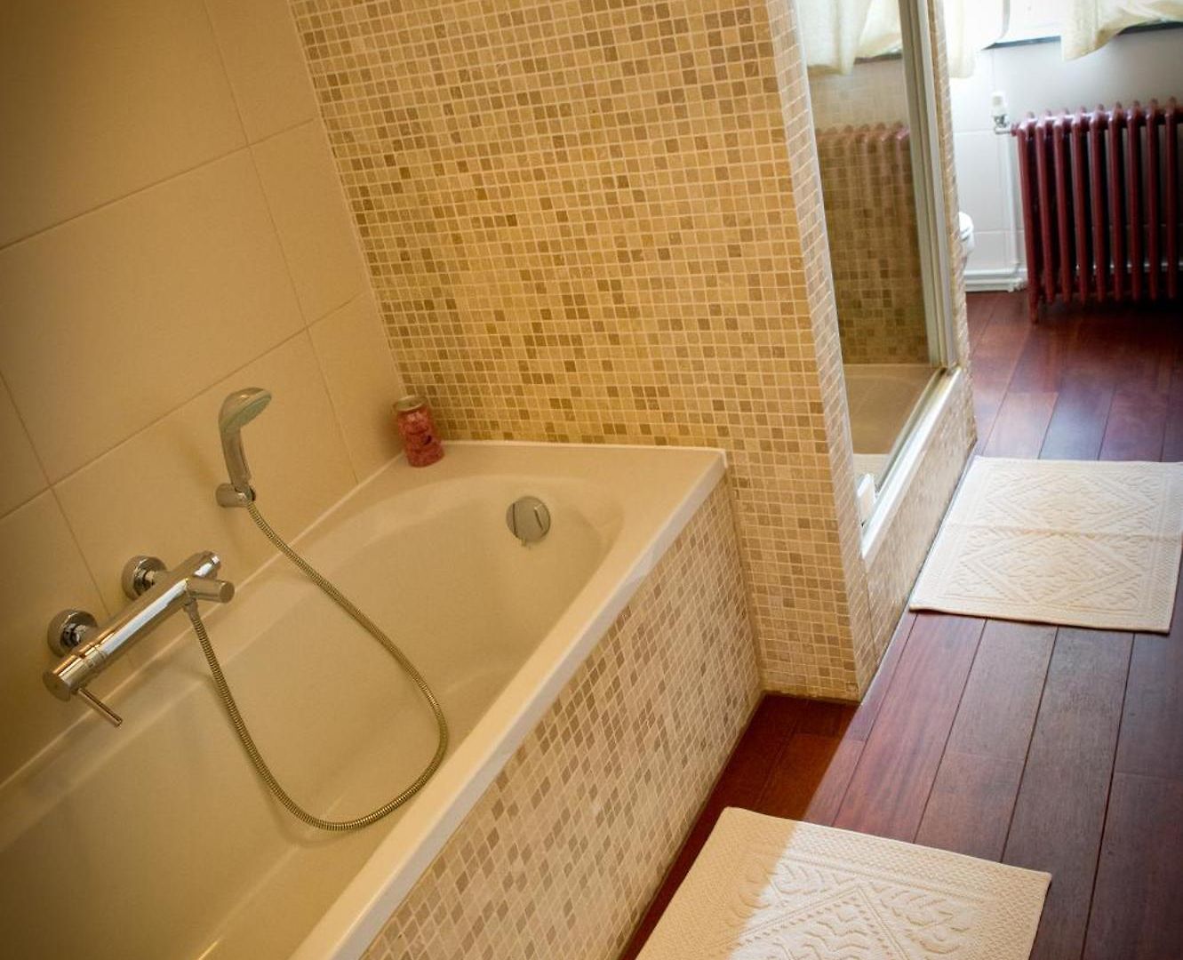 Le Seize Bed & Breakfast 3*