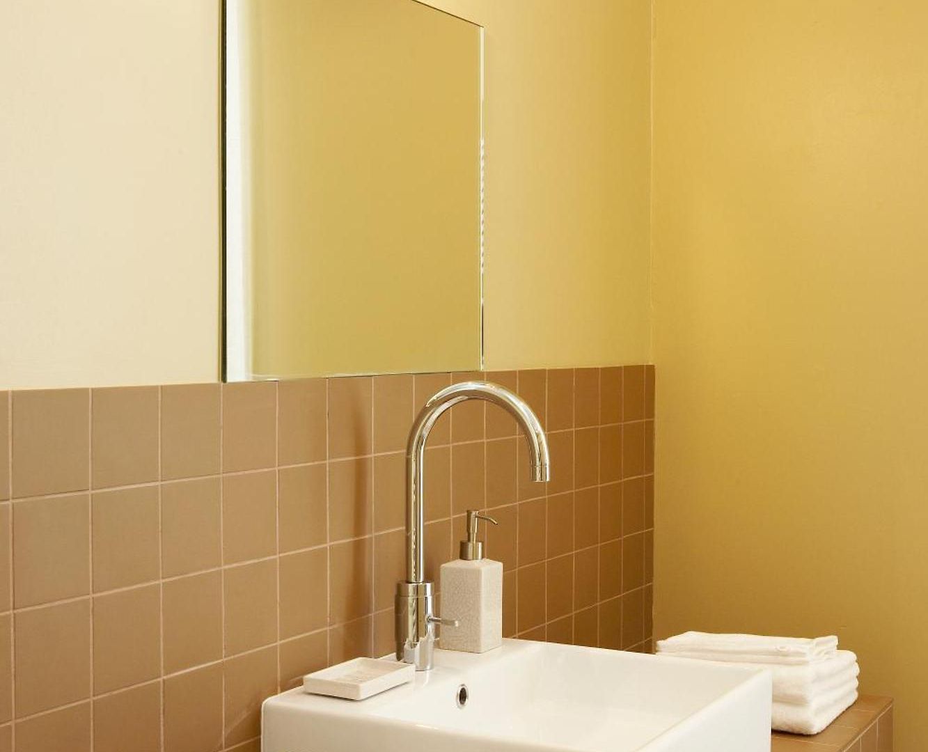 Le Vaudeville Bed & Breakfast 3*