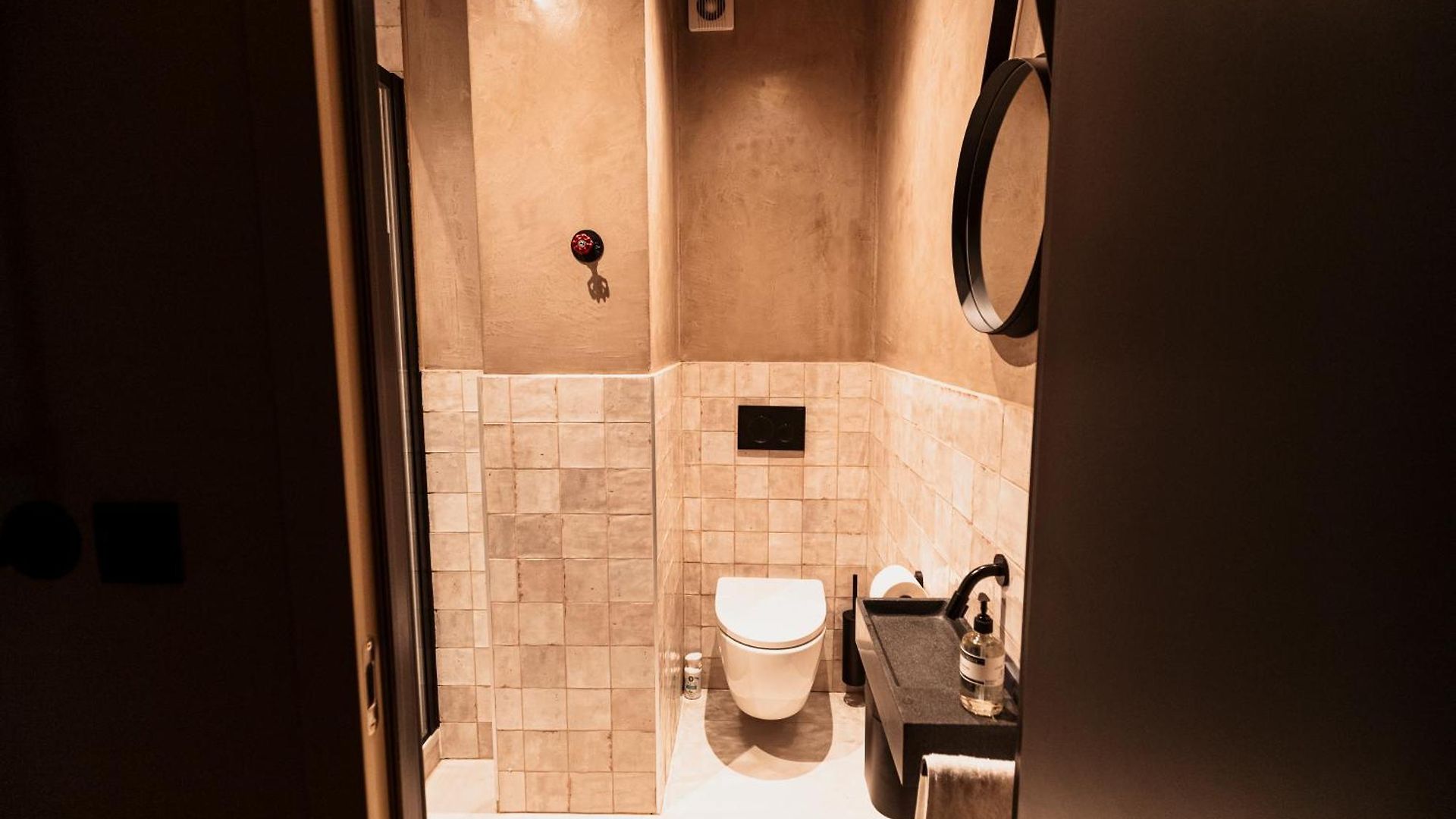 Golden Dove Luxury