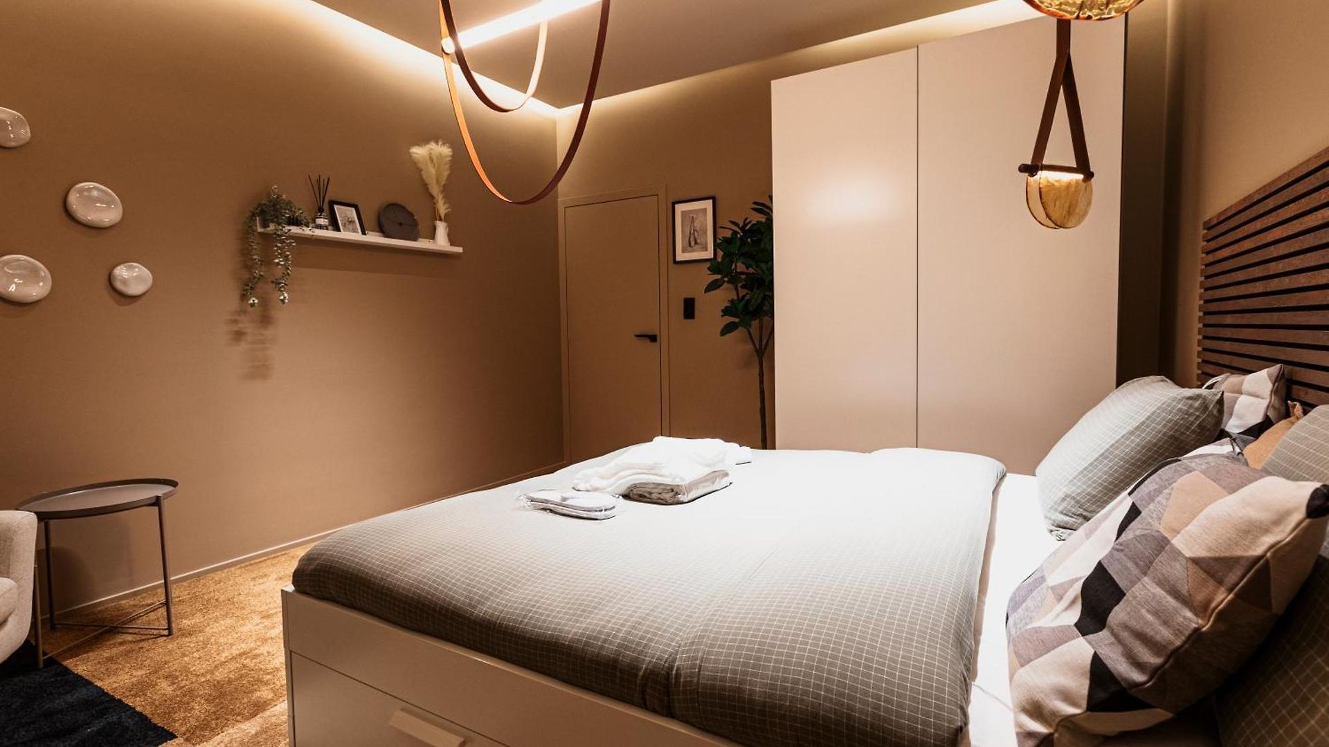 Golden Dove Luxury * Brussel