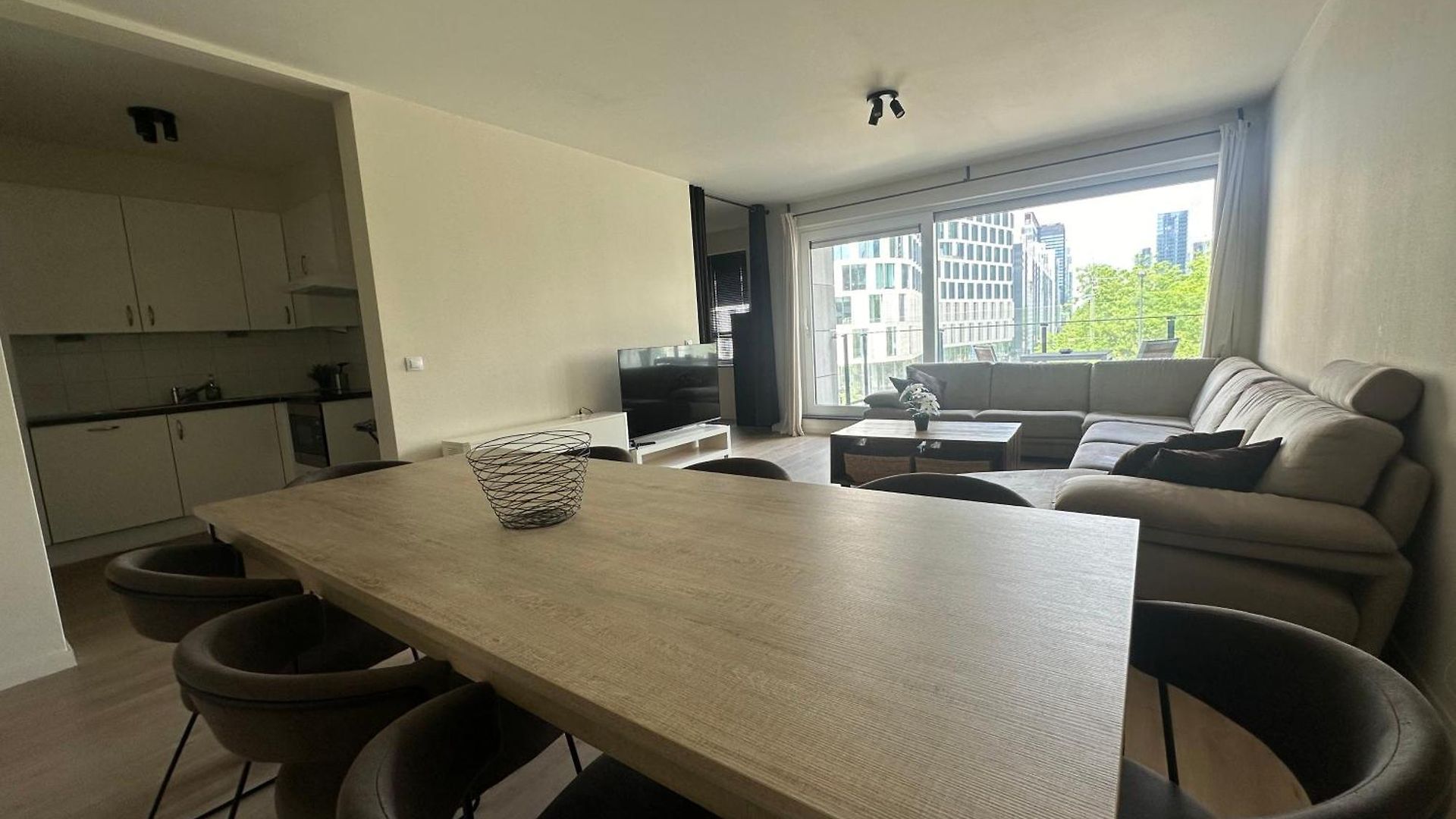 Appartement In With Beautiful View