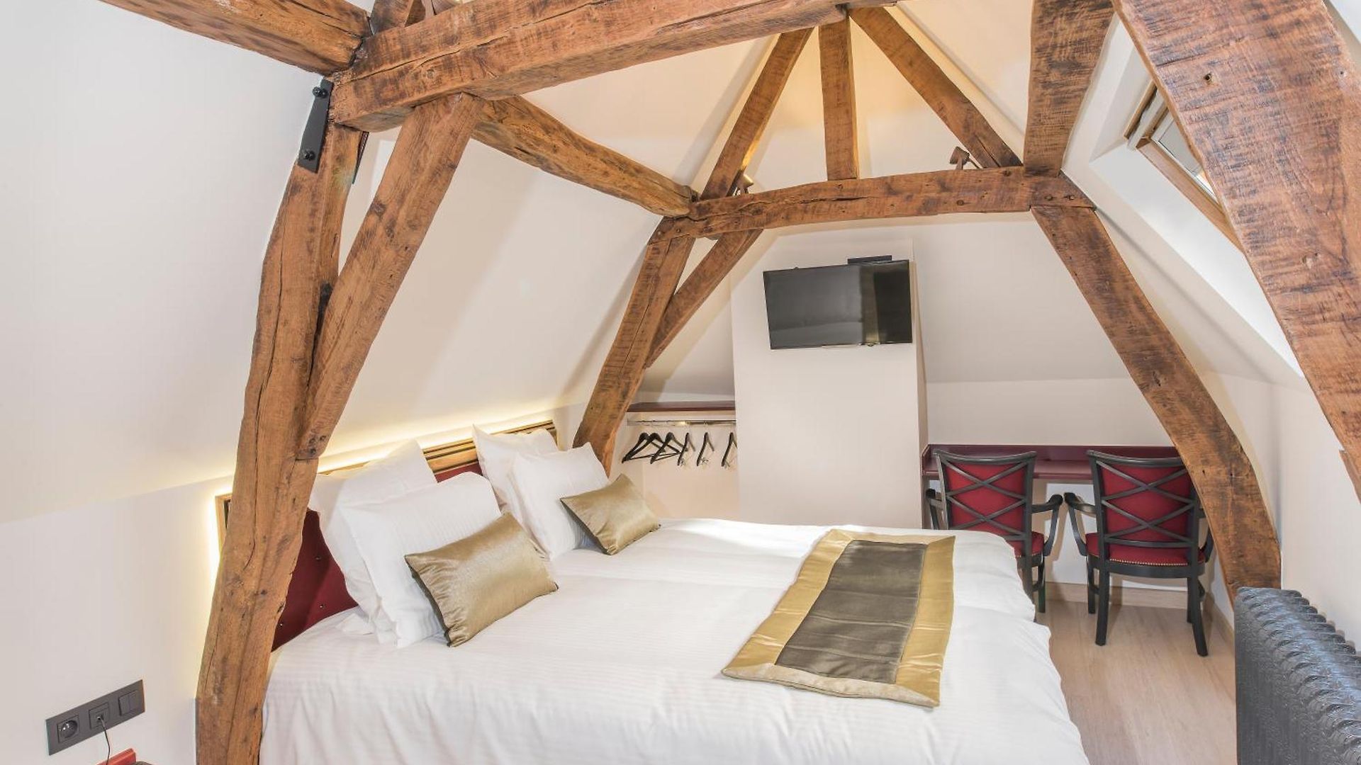 Hotel Agora Grand Place 3*
