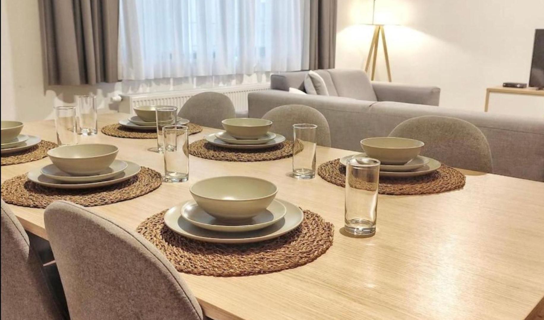 2 Bedroom In Center With Breathtaking View Appartement