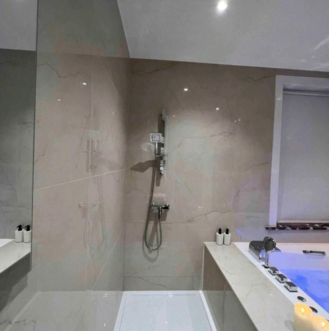 Sublime Calme Cosy & Jacuzzi Brussels
