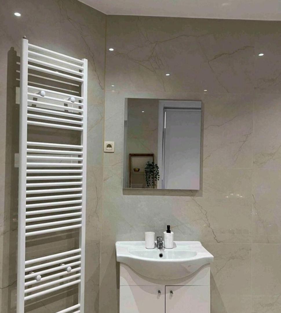 Sublime Calme Cosy & Jacuzzi Apartment