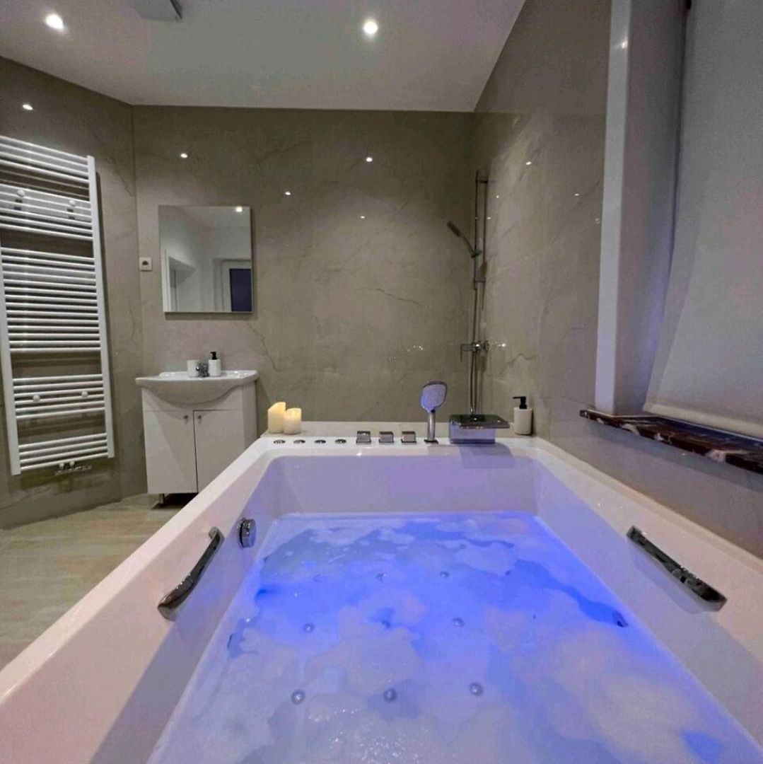 Sublime Calme Cosy & Jacuzzi *