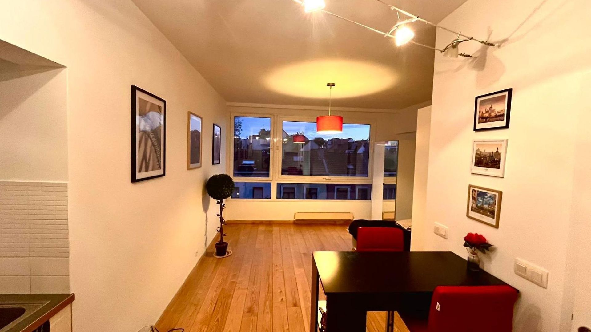 Charmant Studio - Quartier Chatelain