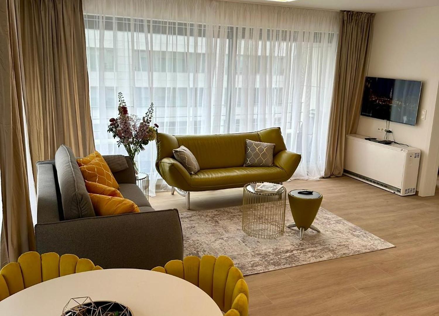 Apartment Urbanstay - Jacqmain Downtown