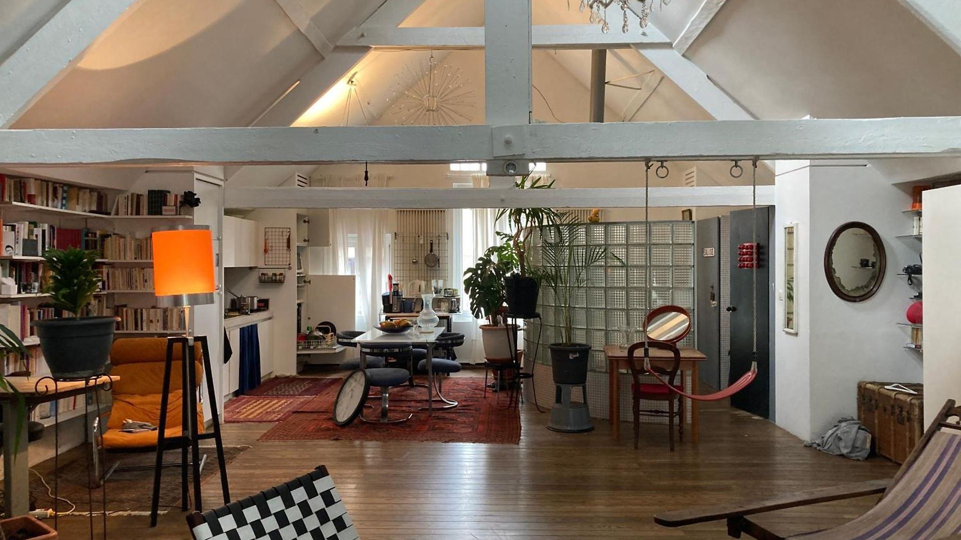 Le Loft Des Artistes Appartement Brussel