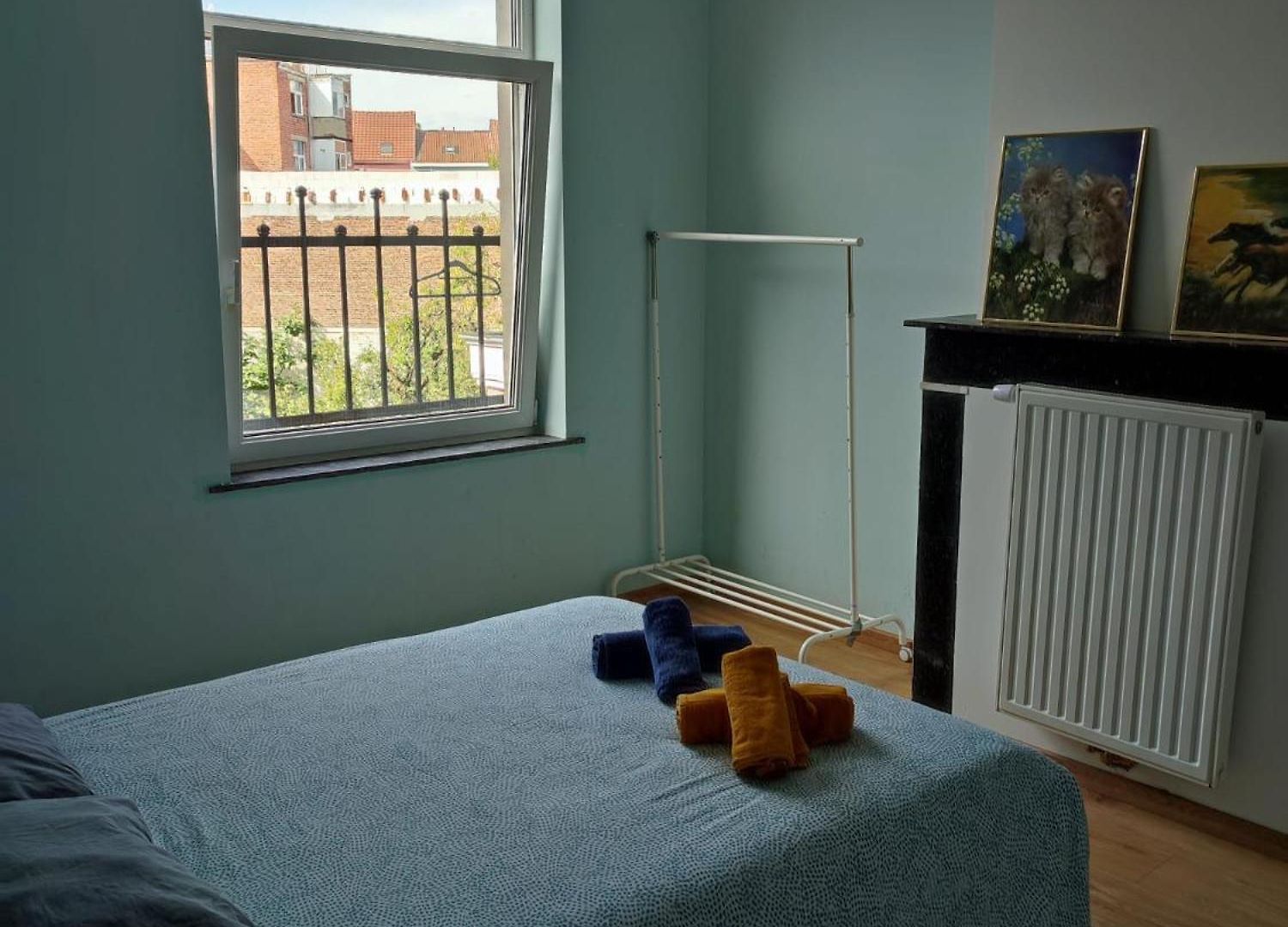 Confortable Avec Un Lit Double A Schaerbeek Cle Bleu