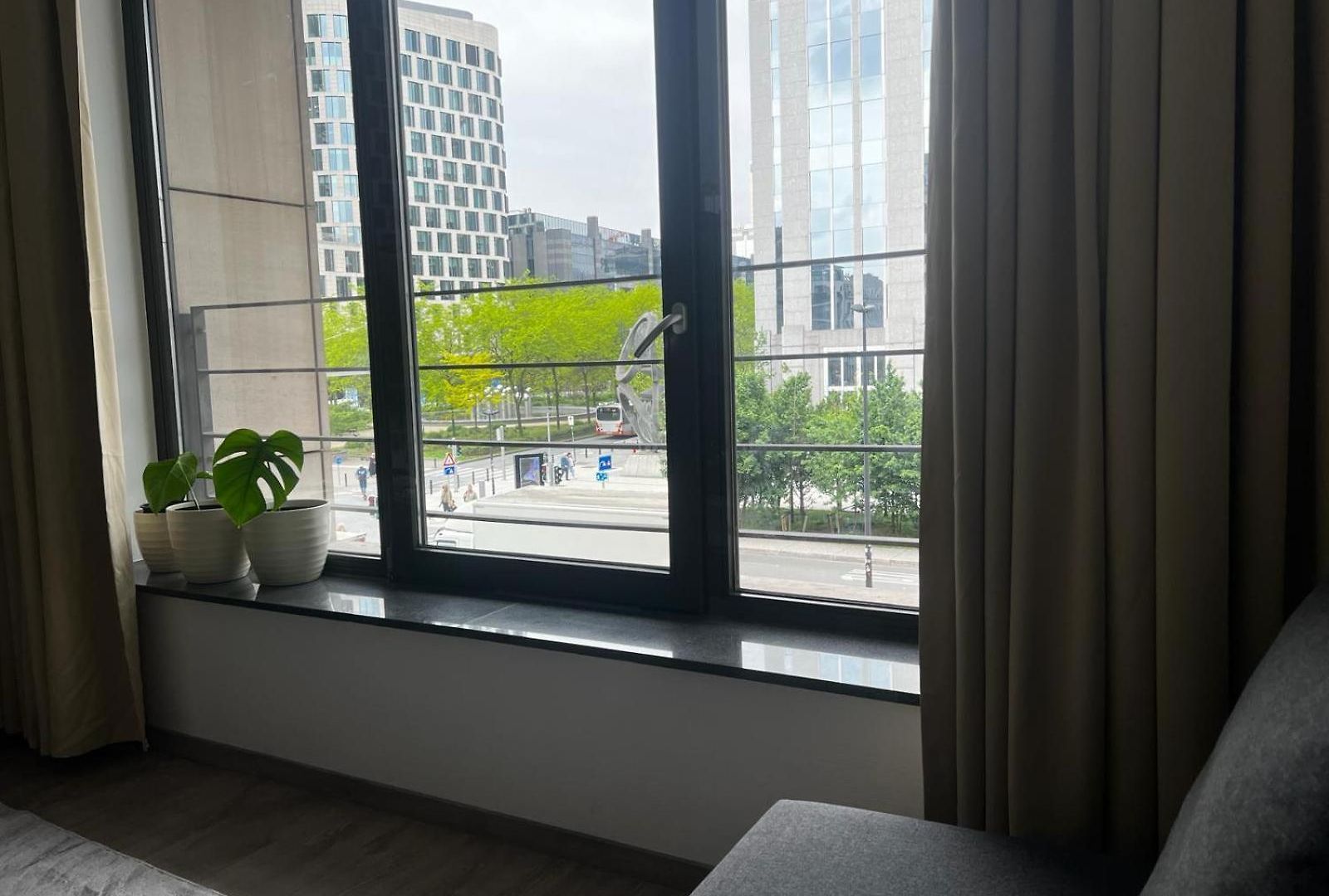 Jardin Botanique Apartment