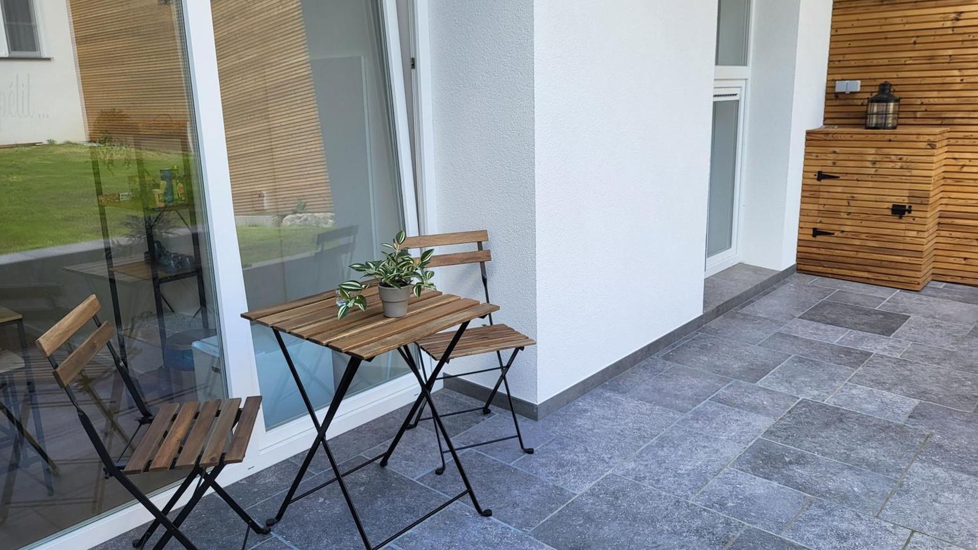 Private - European Quarter Homestay