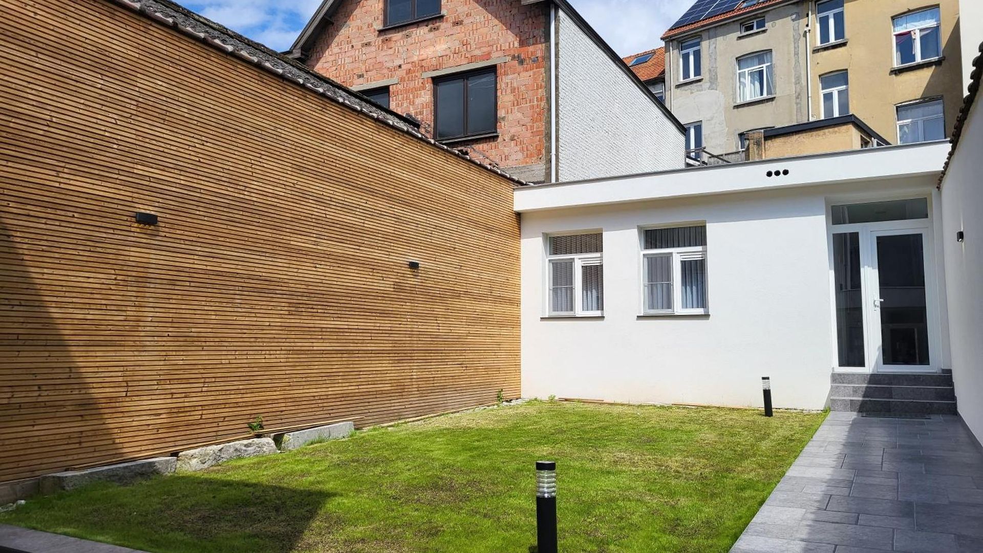 Homestay Private - European Quarter