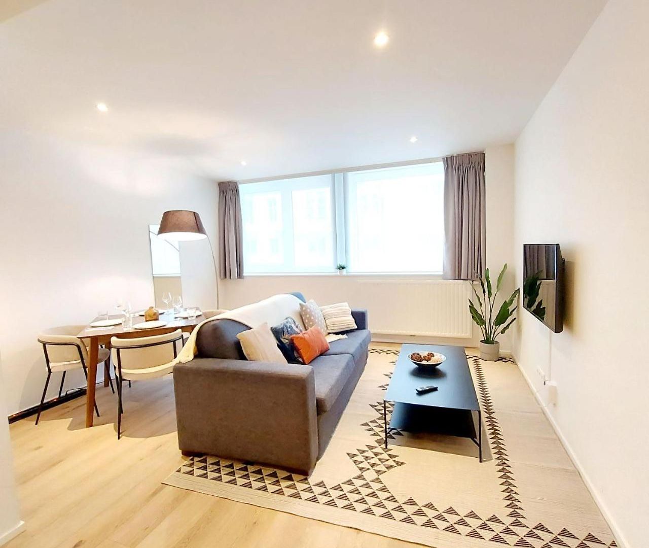 New Luxe Grand Place *