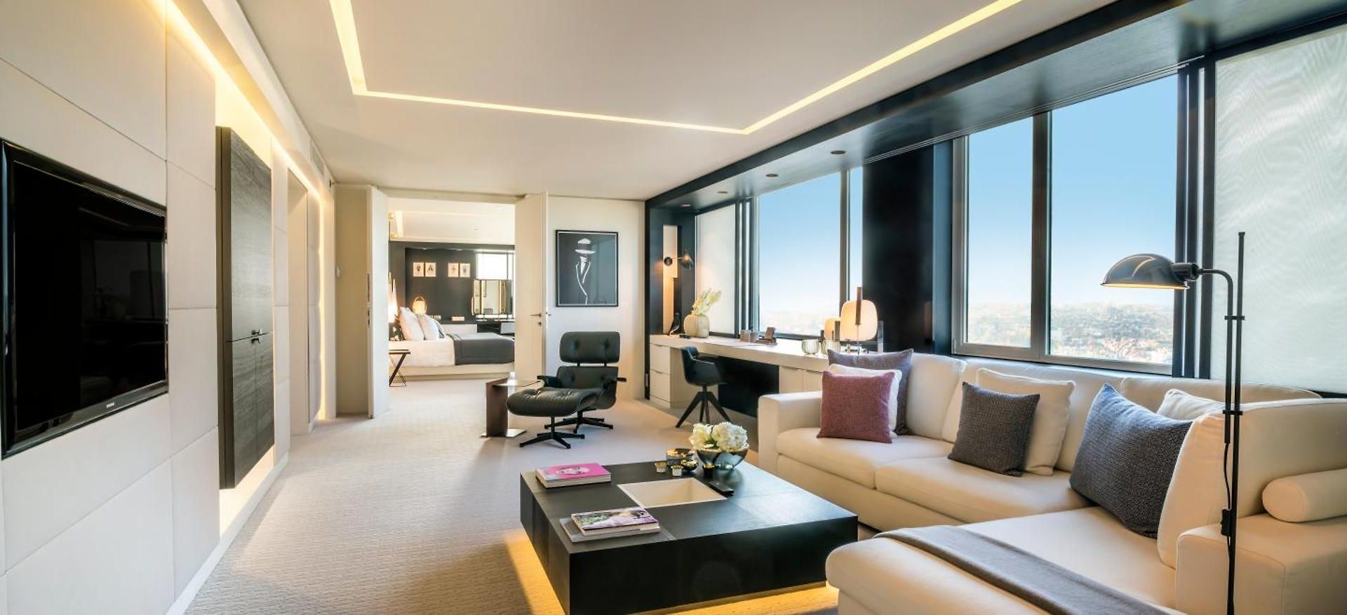 Hotel The