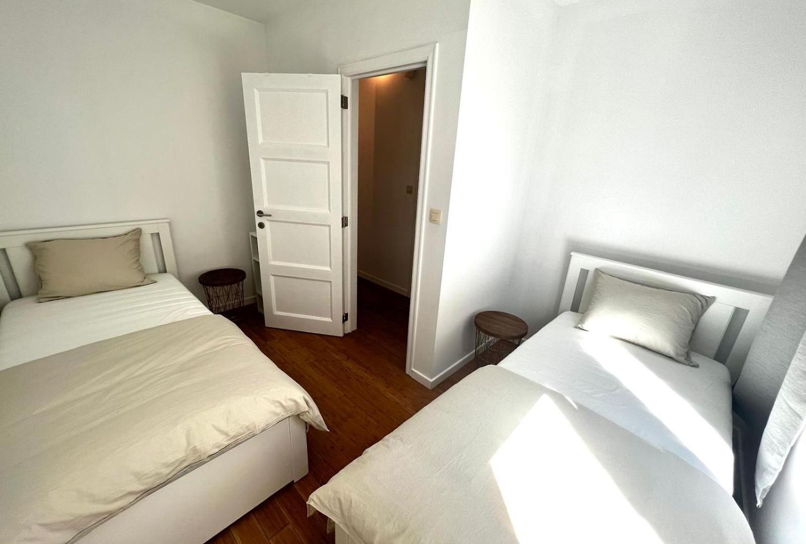 Wolu * Brussels
