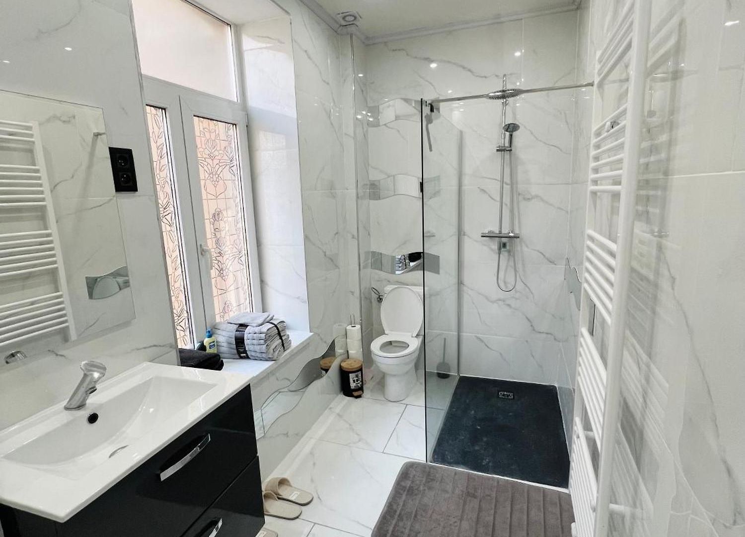 Apartment Renove Et Radieux A Brussels