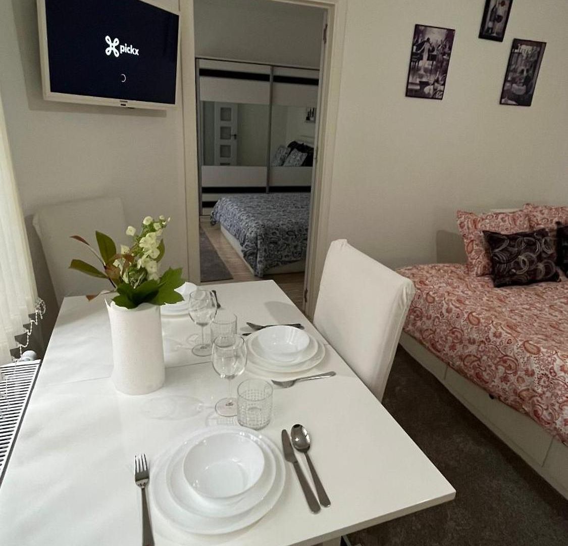 Two Bedroom Flat - Hyper Center *