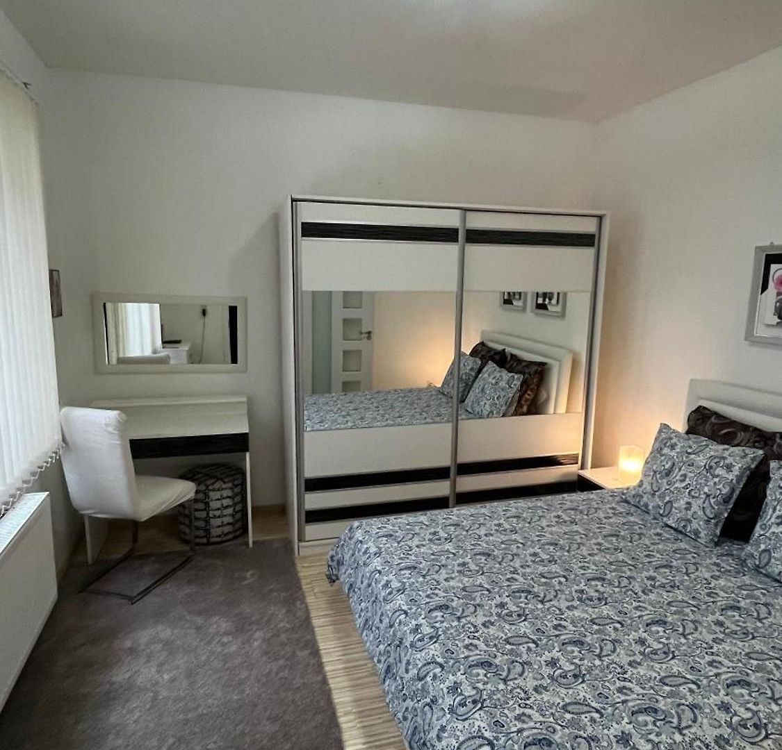 Two Bedroom Flat - Hyper Center Brussels