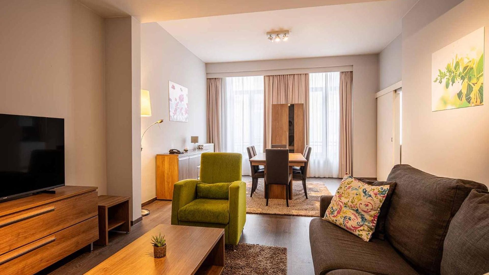Thon Florence Aparthotel Brussels